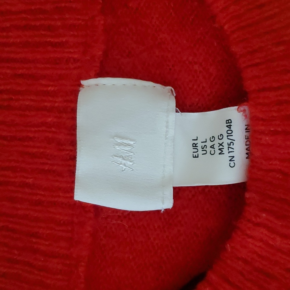 H&M Sweater - Picture 2 of 4